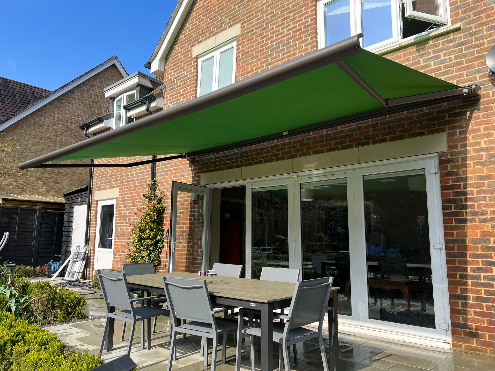 Green h1650 Awning